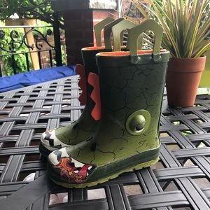 Kids rain boots